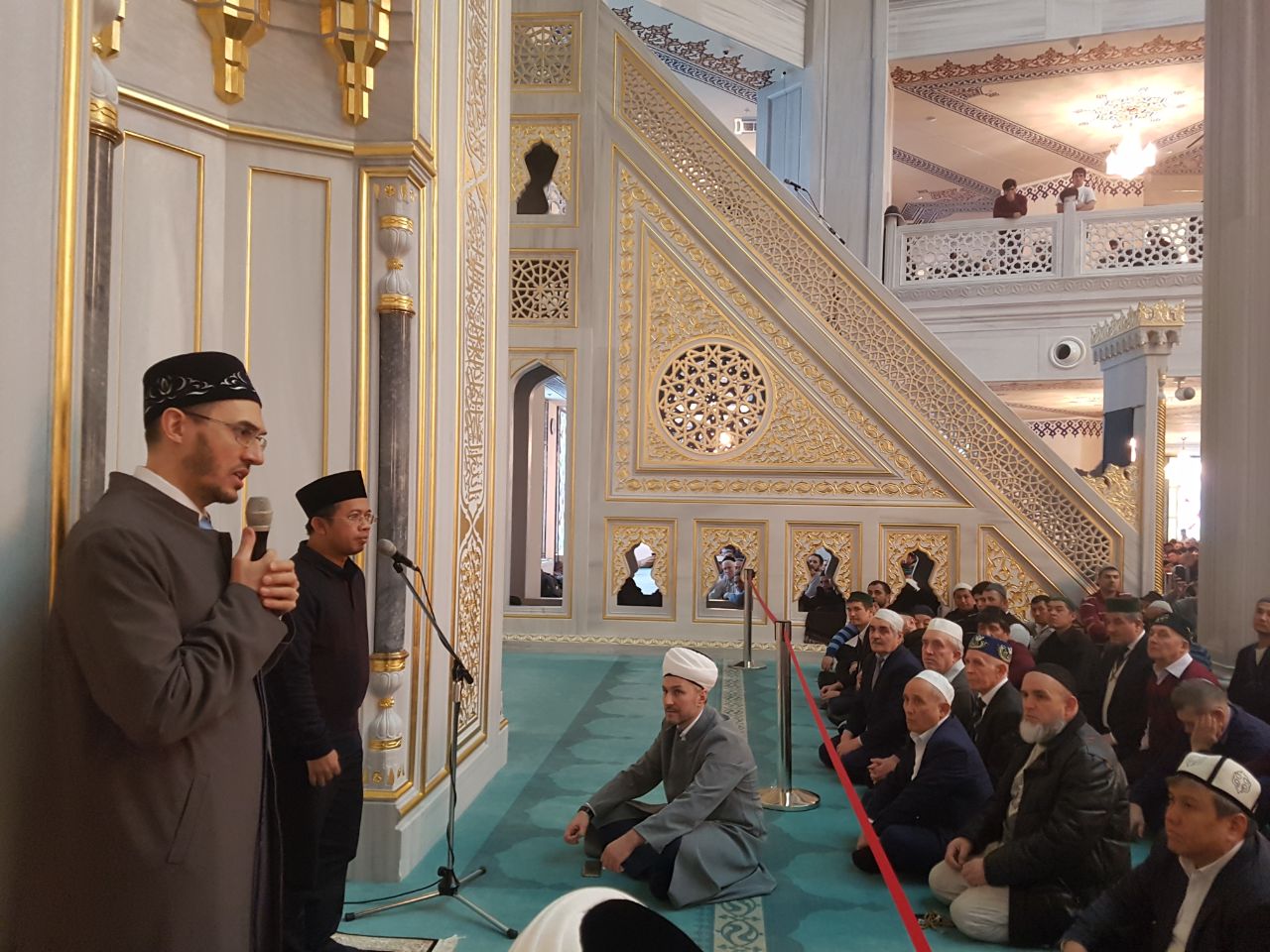 Имамы в москве. Имам Московской Соборной мечети. Муфтий Соборной мечети Москвы.