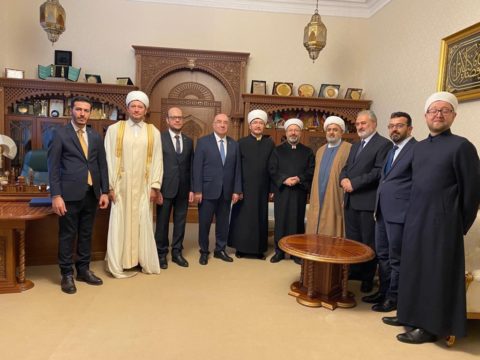 Председатель Управления по делам религии Турции Али Эрбаш провел пятничную проповедь в Московской Соборной мечети