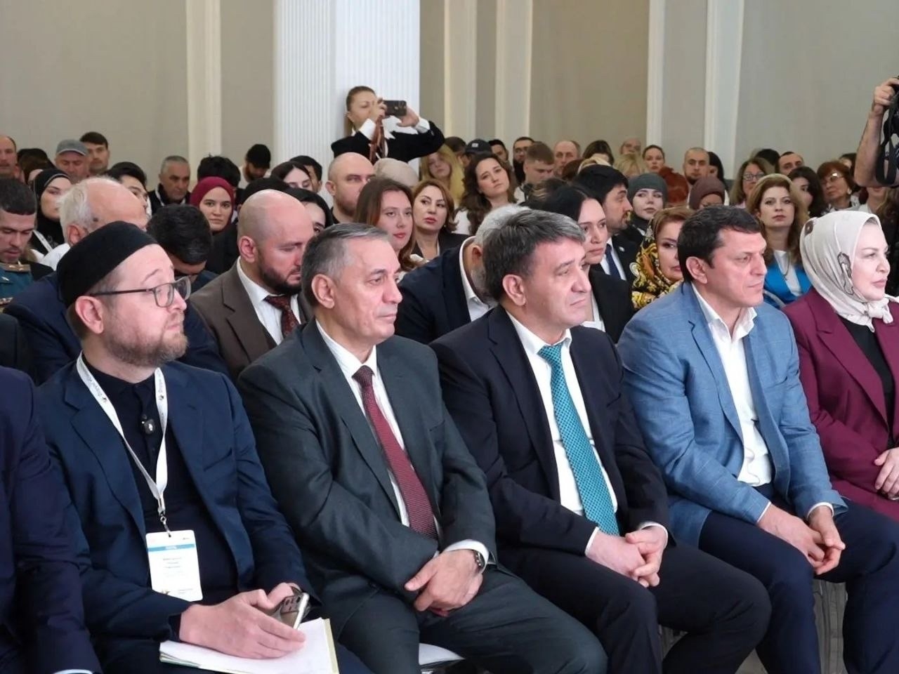 Муфтий Москвы посетил международный благотворительный форум в Дагестане